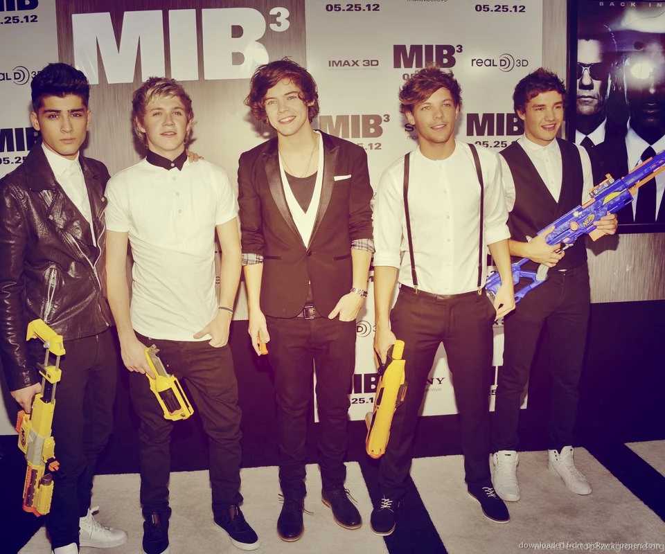 Download One Direction With Nerf Guns At A MIB 3 Premiere ...