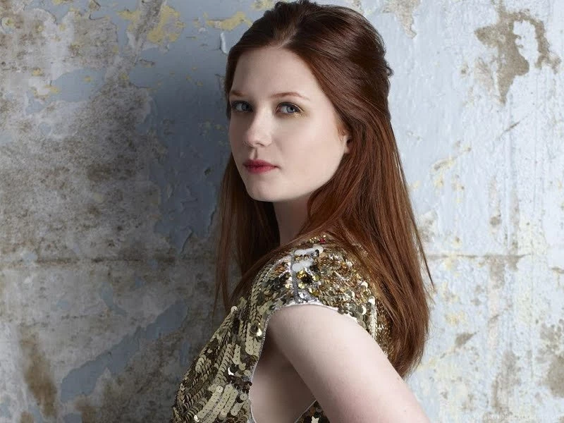 Bonnie Wright Wallpapers