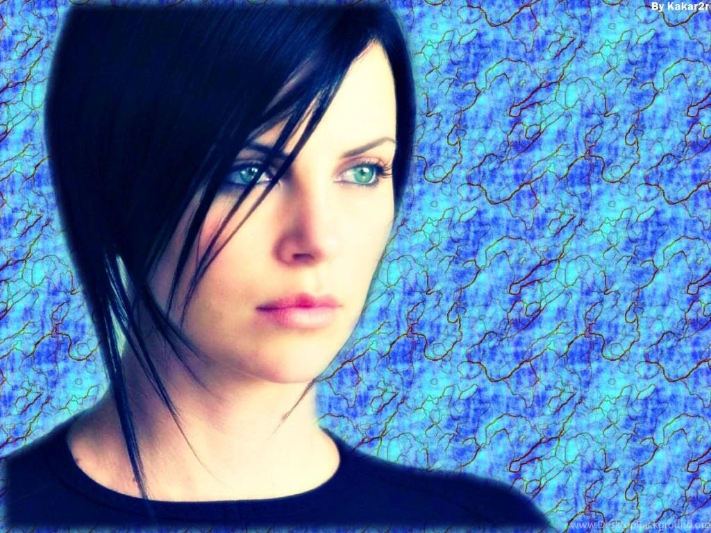 Charlize Theron [ AEON FLUX ]   Wallpapers   Charlize Theron ...
