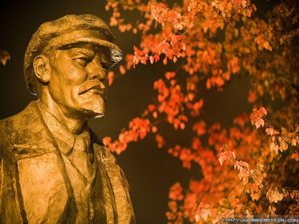 Lenin Statue Wallpapers Crazy Frankenstein