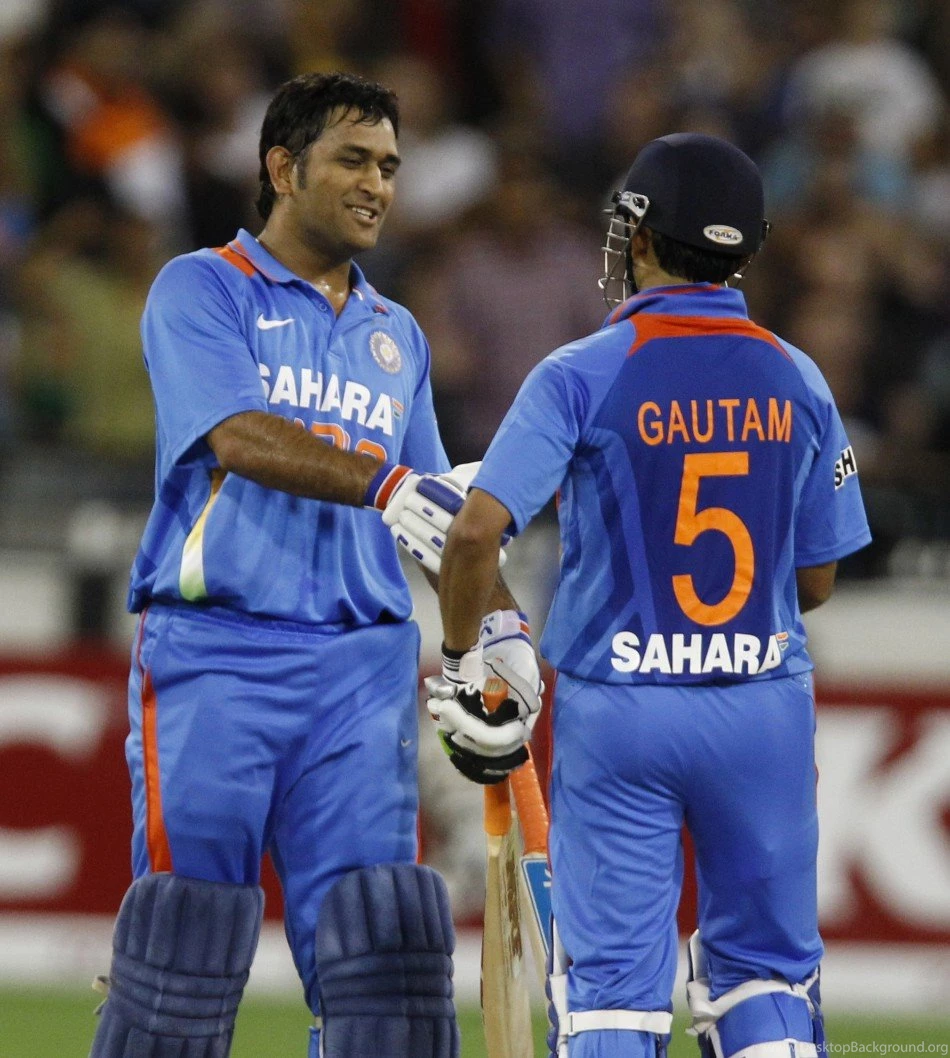 Indian Cricket Captain Mahendra Singh Dhoni And Ms Dhoni Family ...