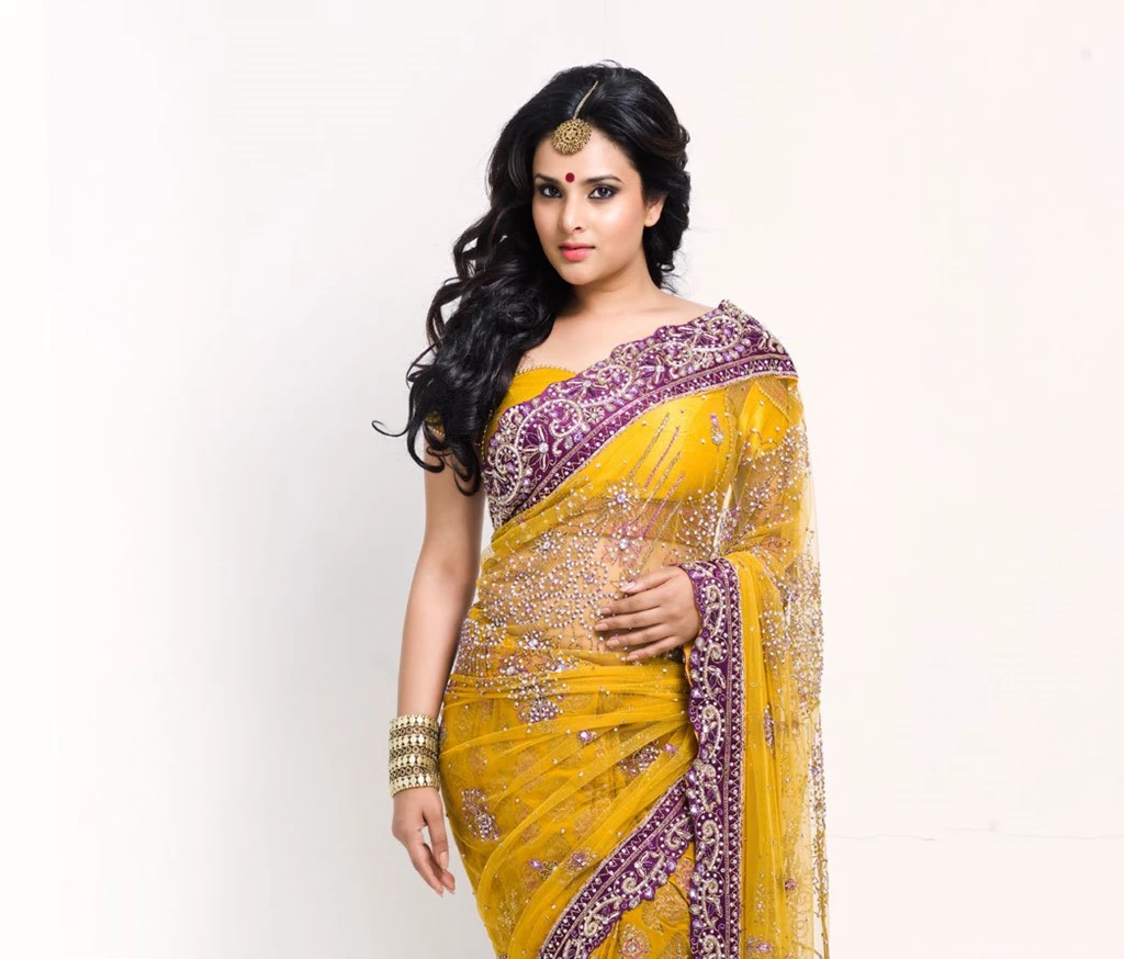 Trololo Blogg: Wallpapers Kannada Actress