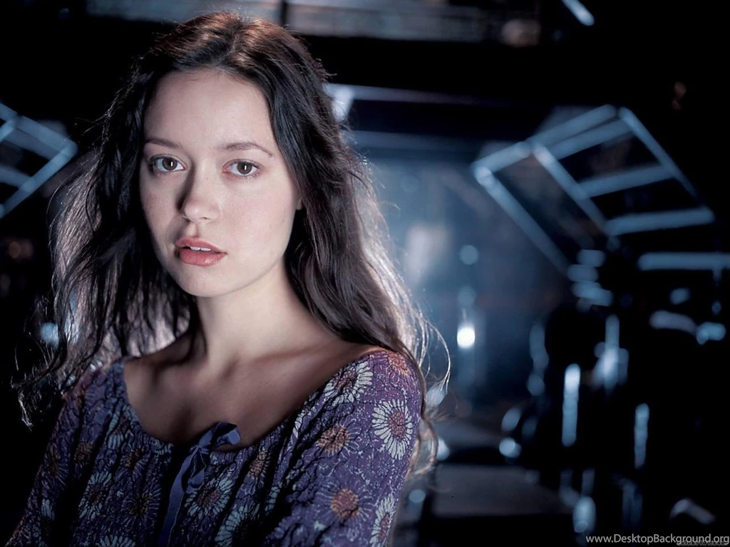 Summer Glau Summer Glau Wallpapers (4734727) Fanpop