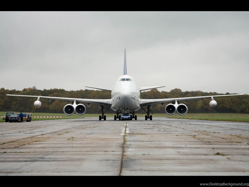 Cool Jet Airlines: Boeing 747 Wallpapers