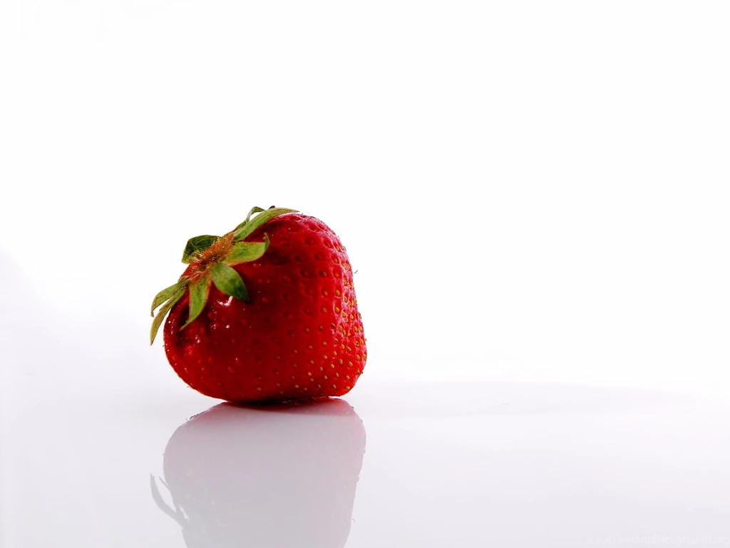 Gallery For > Pretty Strawberry Wallpapers
