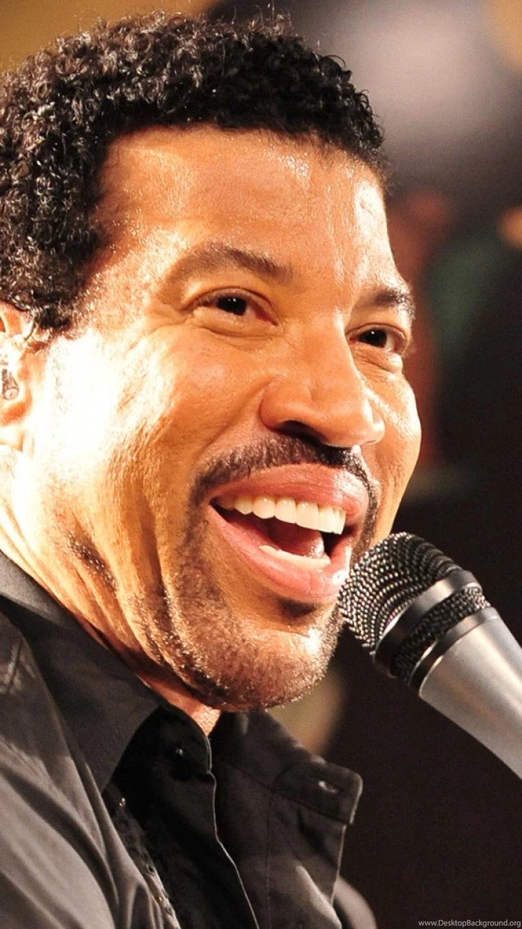 Download Wallpapers 750x1334 Lionel Richie, Microphone, Smile ...