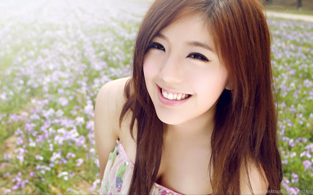 Girl Boasting Of Her Bright And Clear Smile, Added With Hot Body ...