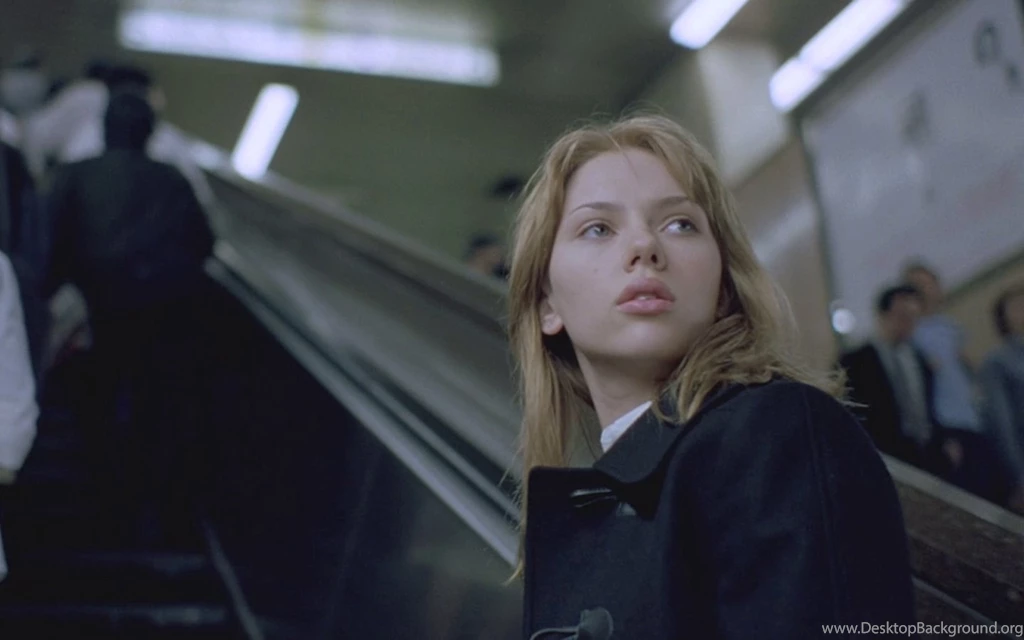 Download Women Scarlett Wallpapers 1440x900