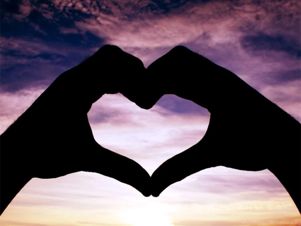 Heart In Hands Wallpapers HD Wallpaper Backgrounds Of Your Choice