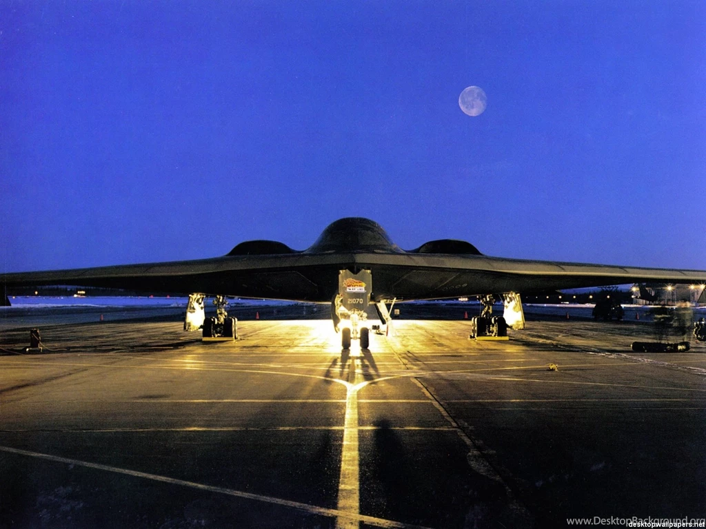 B 2 Stealth Bomber At DesktopWallpapers.net