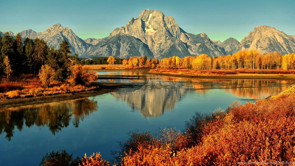 Fall Mountain Scenery