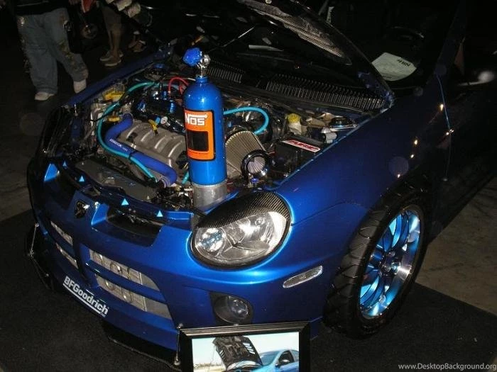Dodge SRT 4 Wallpaper 735968.jpg