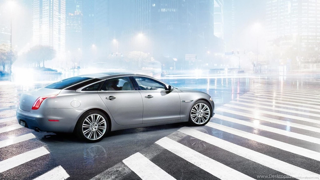 Download 1600x900 Crosswalk Jaguar XJ Wallpapers