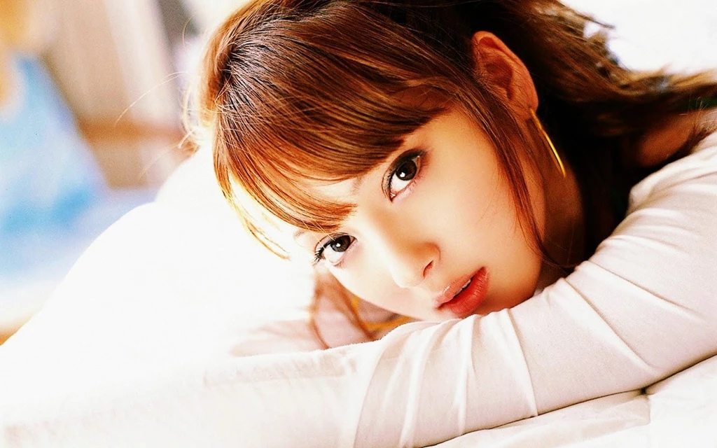 QQ Wallpapers: Japanese Cute Faces Models HD Wallpapers