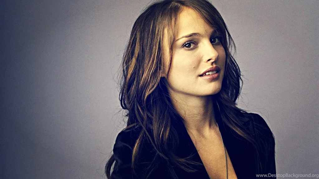 Wallpapers Cute Eyes Headphones Women Listofimages Com Actress ...