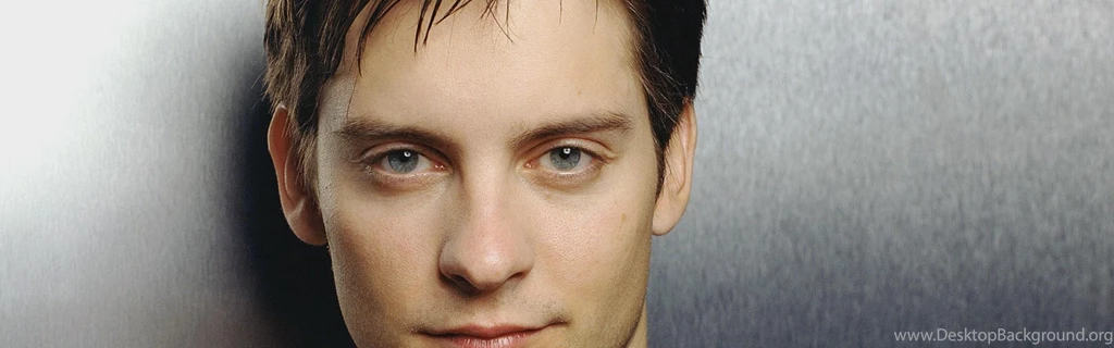 Download Wallpapers 3840x1200 Tobey Maguire, Guy, Actor, Face ...