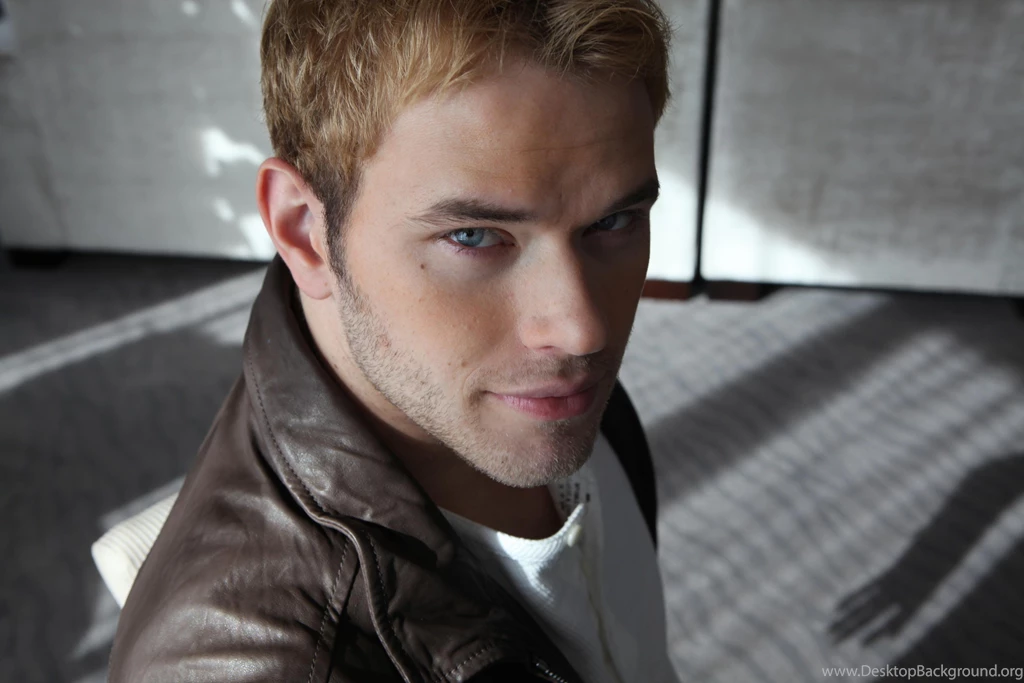 Kellan Lutz Wallpapers
