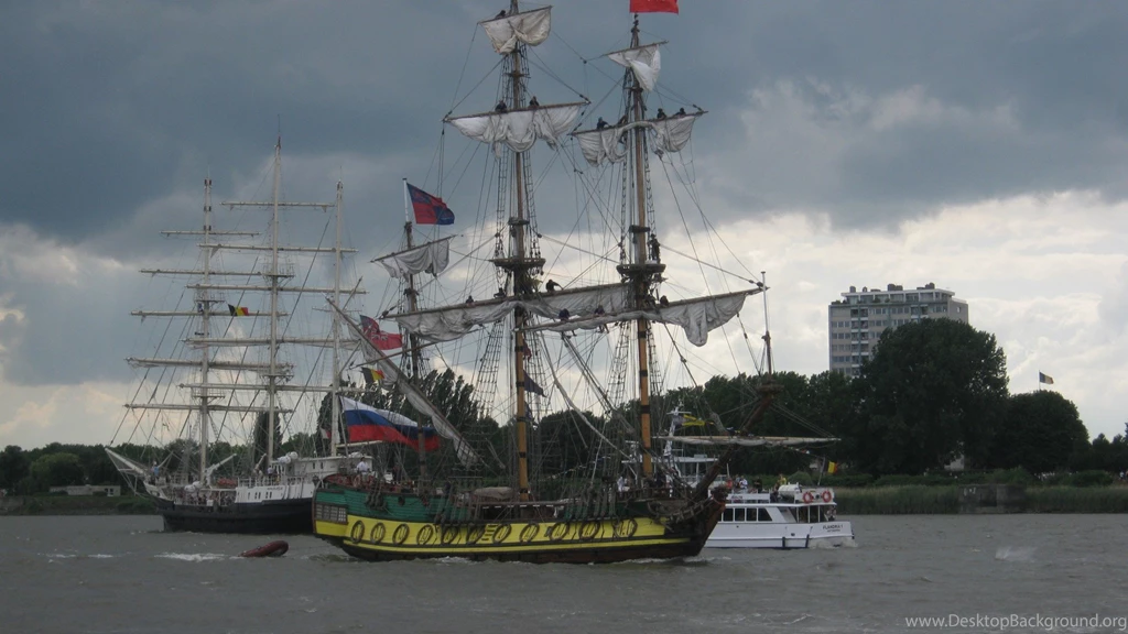 Sailboats Tall Ship Docked River Pier Dusk Reflections City Ships ...