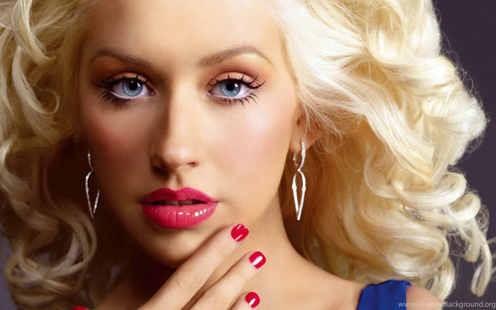 Christina Aguilera Hot Wallpapers