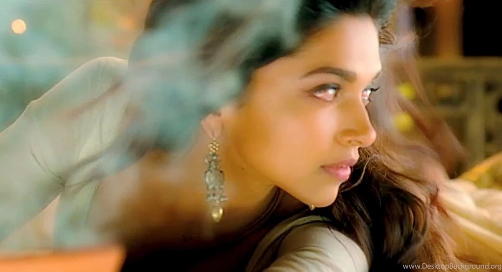 Deepika Padukone New Hot Pics For Upcoming Film