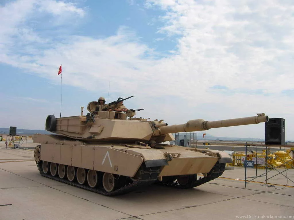 Battle Tank M1A1 Abrams Wallpaper,