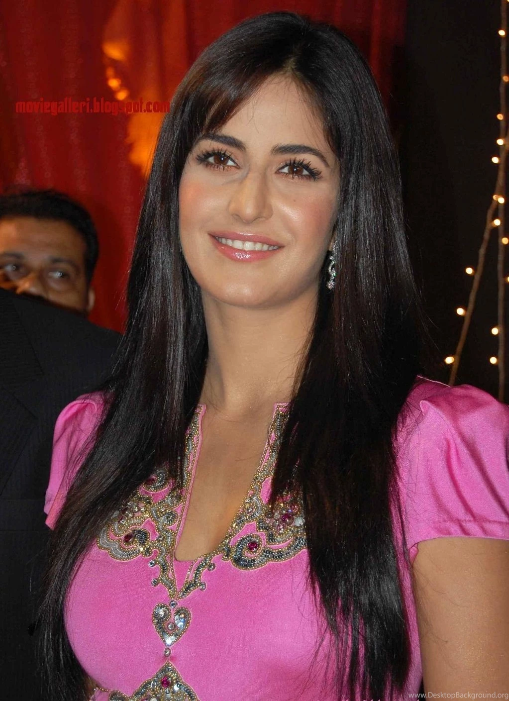 Cute Katrina Kaif Smile ~ Katrina Kaif Latest News, Katrina Kaif ...