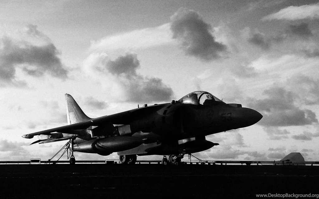 Airplane In Black And White   HD Wallpapers Widescreen   1680x1050