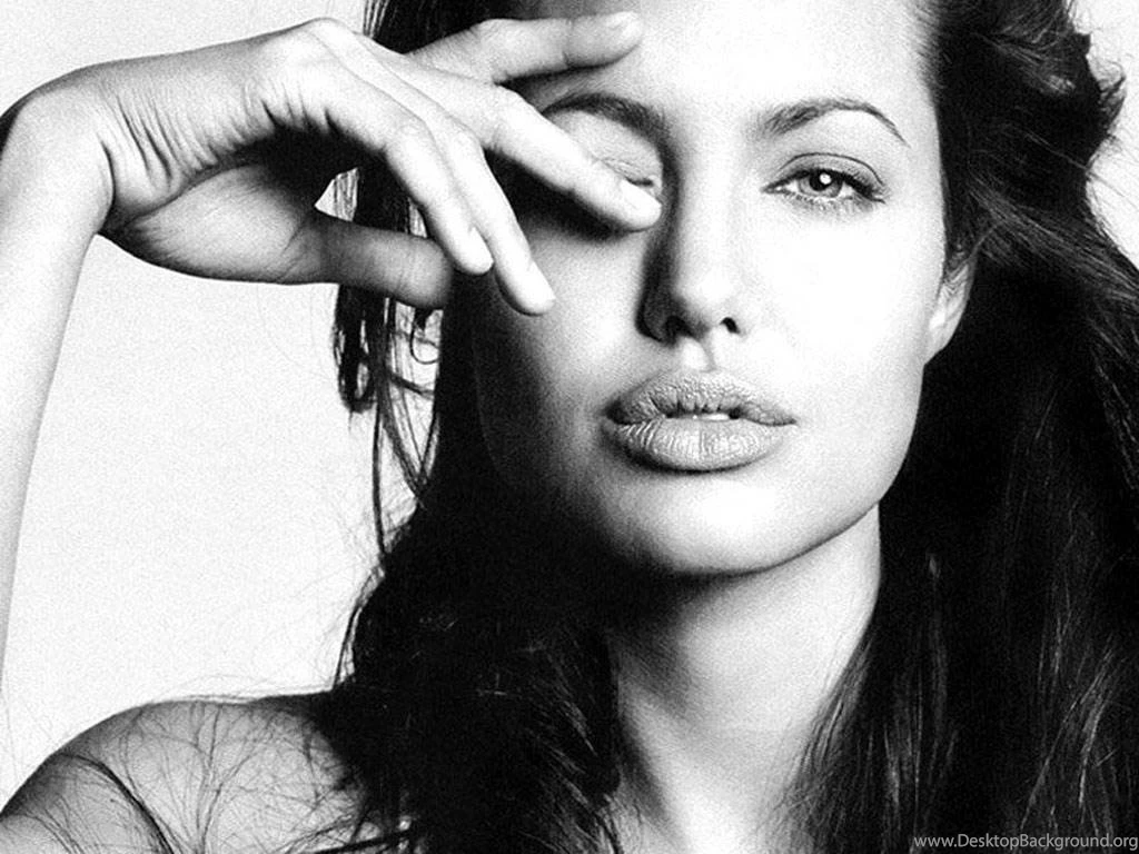 Beautiful Wallpapers: Angelina Jolie Wallpapers