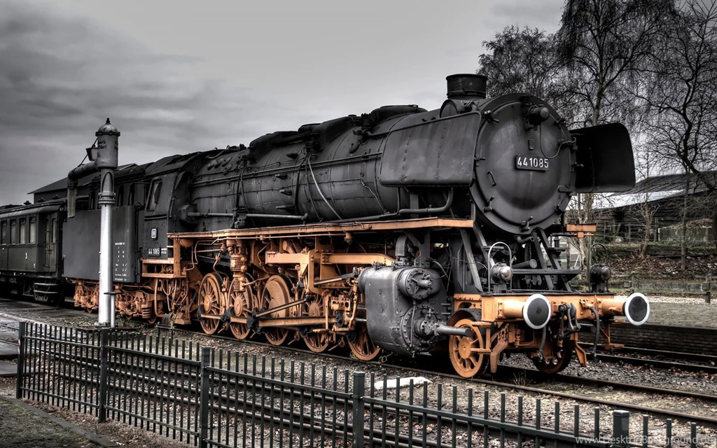 Train Wallpaper Backgrounds 8790 2880 X 1800 WallpaperLayer.com
