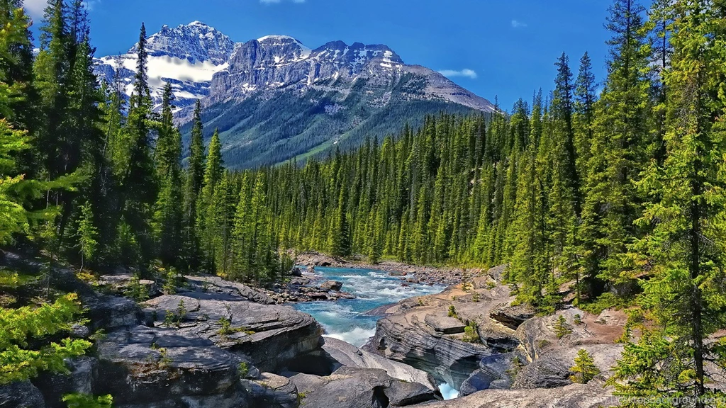 Blue And Green Mountain Scene Wallpapers