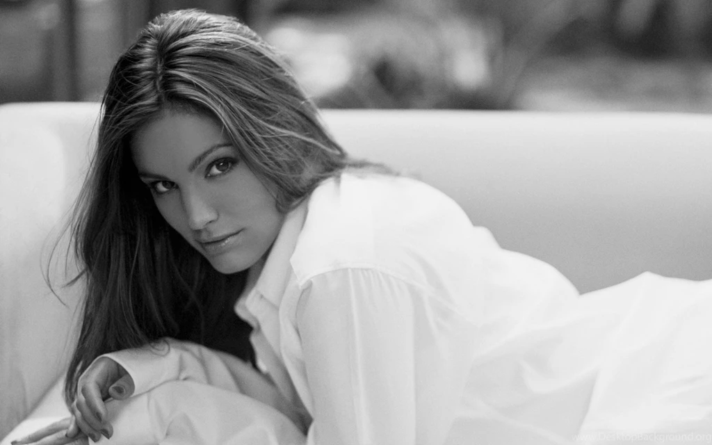 Kelly Brook Wallpapers HD Desktop Background