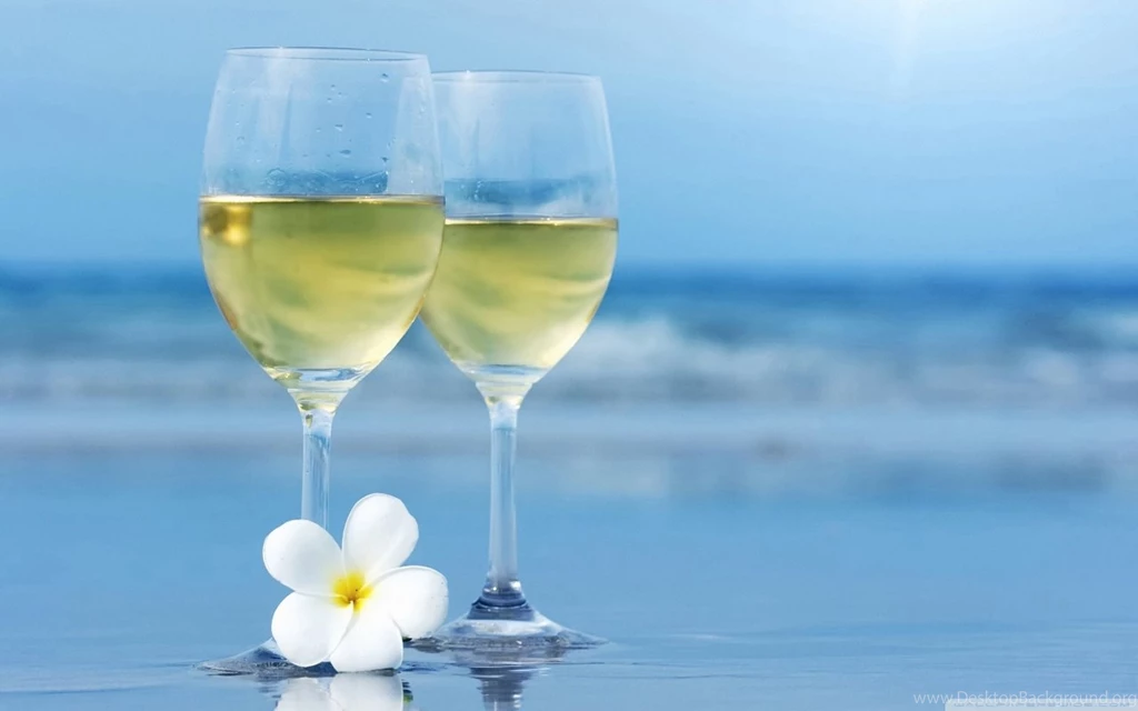 White Wine Glasses HD Desktop Wallpapers : High Definition ...