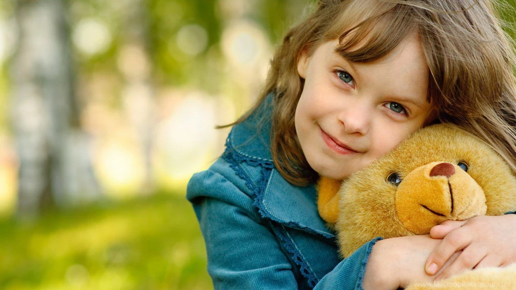Cute Baby Girl Photoshoot With Her Baby Bear Wallpapers HD ...