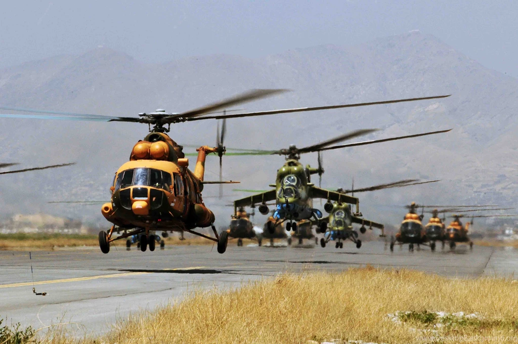 Mi 24 HIND GUNSHIP Russian Russia Military Weapon Helicopter ...