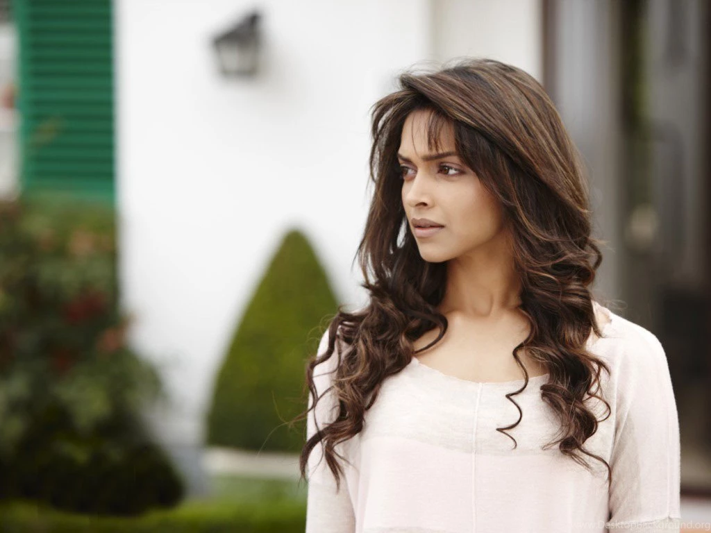 Deepika Padukone Wallpapers Download
