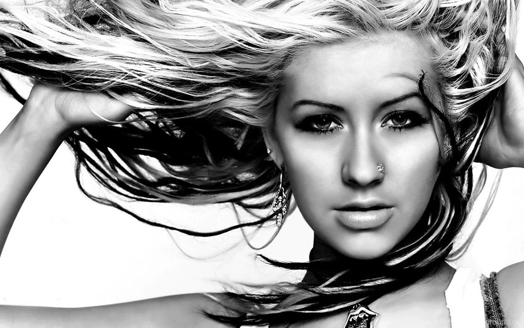 Model Wallpapers Collection (35+)