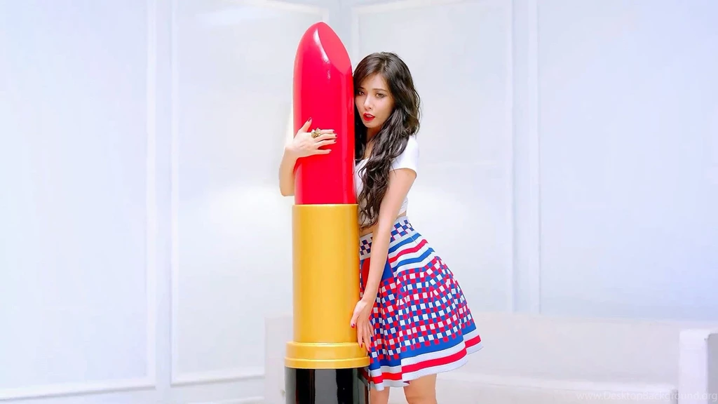 Hyuna Red Hyuna Wallpapers (37645881) Fanpop