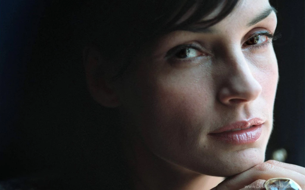 Download Famke Janssen Wallpapers 1920x1200