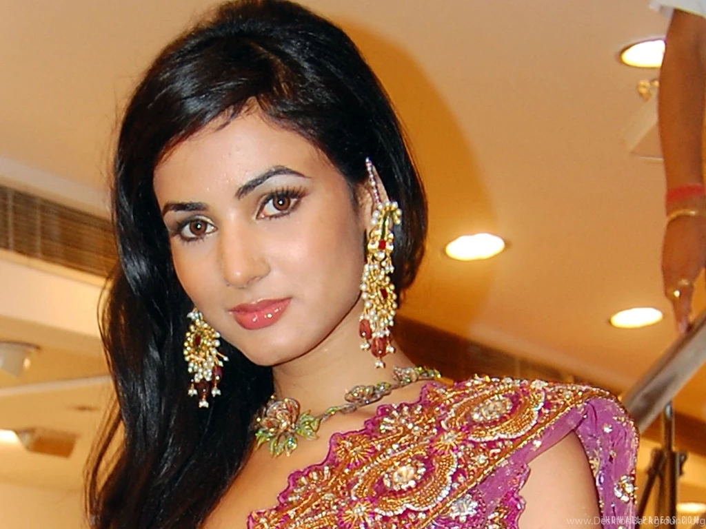 Sonal Chauhan Wallpaper,sonal HD Wallpaper,chauhan HD Wallpapers ...