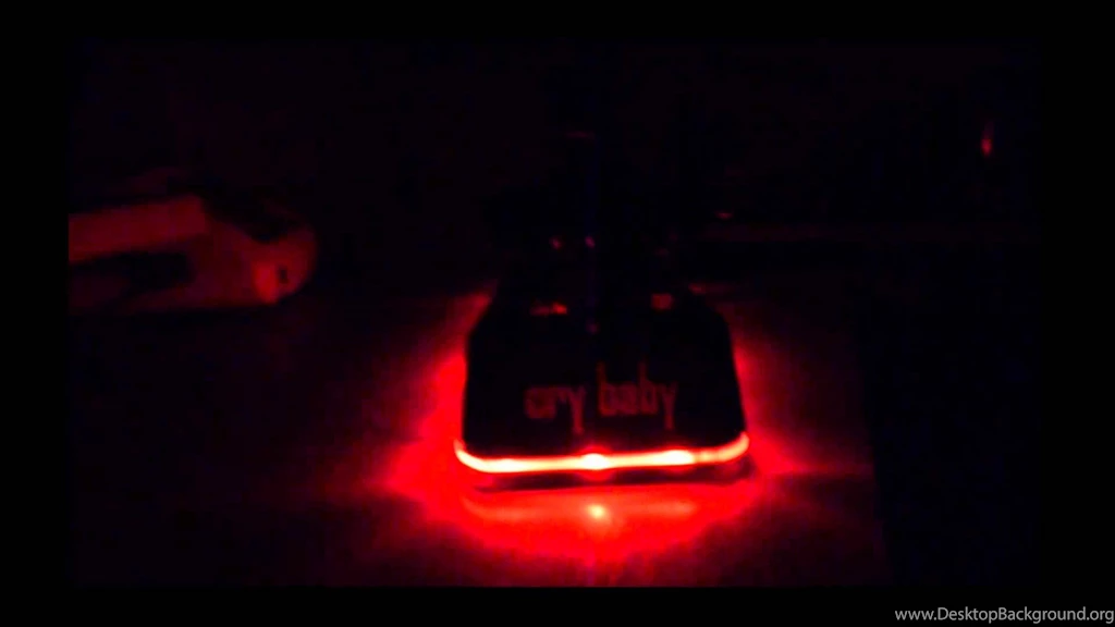 Cry Baby With Light Emitting Border Mod   YouTube