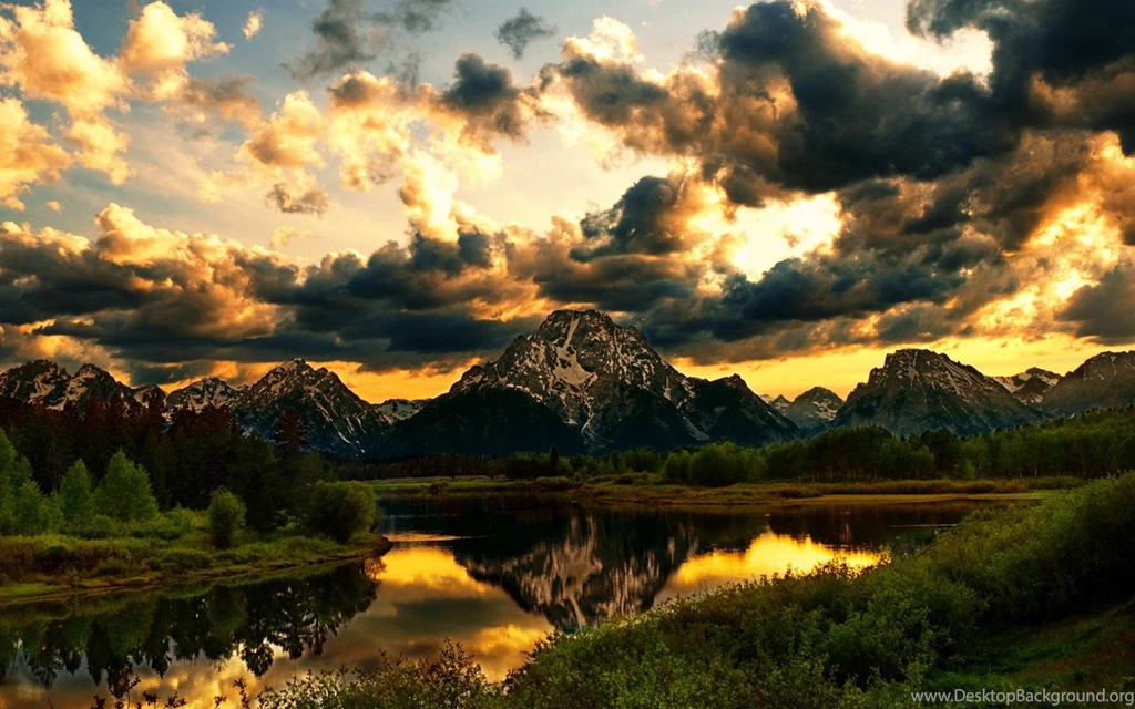 Dark Clouds Are Hanging Wallpapers HotWallpaperHD.com