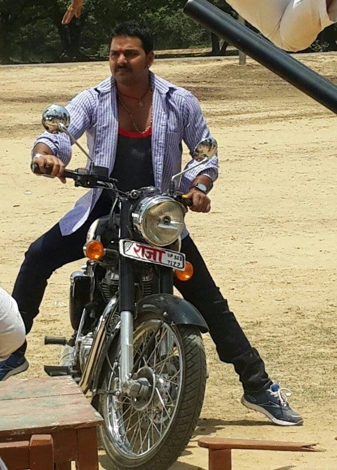 Bhojpuri Film 'Bhojpuria Raja' Shooting Photos: Pawan Singh ...