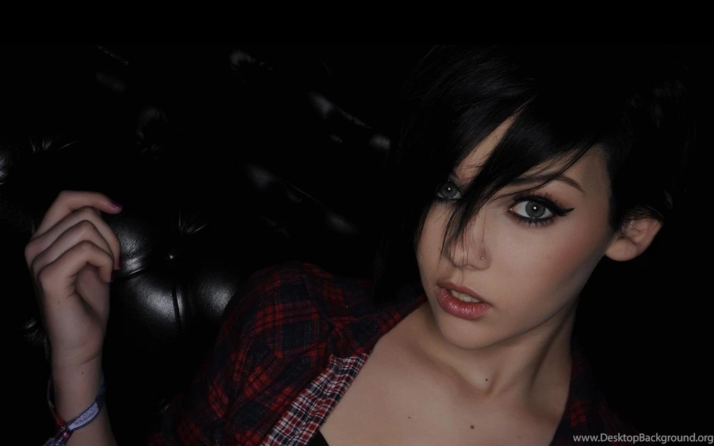 Cute Girl Face Wallpapers