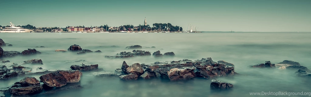 InterfaceLIFT: 3360x1050 Wallpapers Sorted By Comments