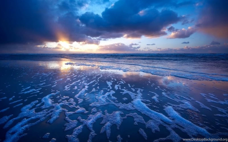 Foamy Waves In The Sunrise Wallpapers