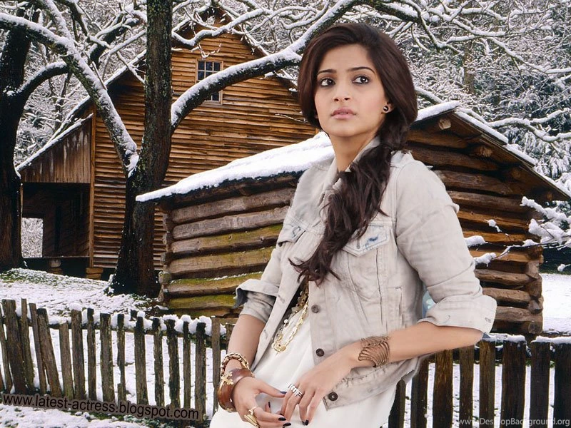 New Desktop Wallpapers: Sonam Kapoor HD Desktop Wallpapers