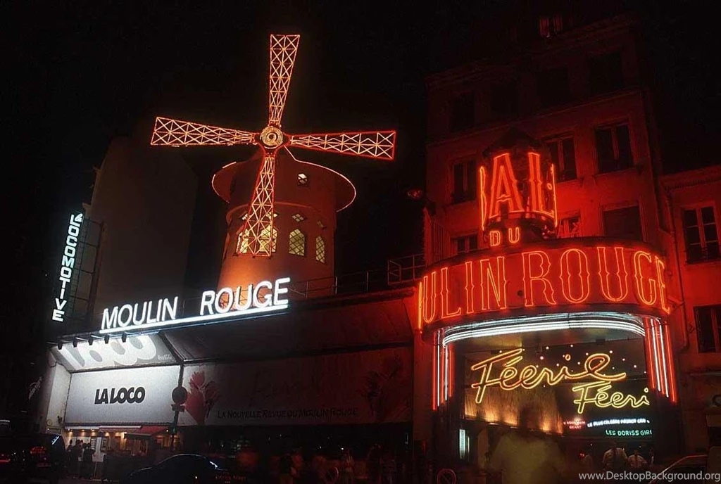 MOULIN ROUGE WALLPAPER (