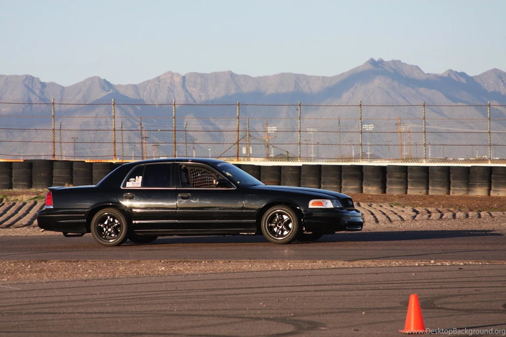 Ford Crown Victoria 2014   Image
