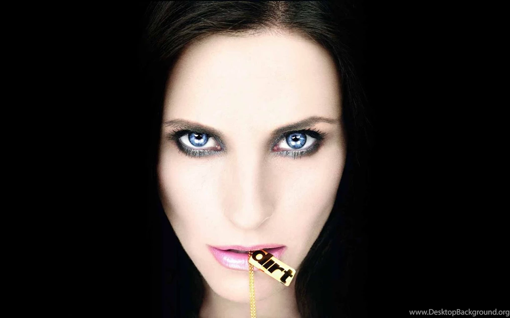 Courteney Cox HD Wallpapers For Desktop Download