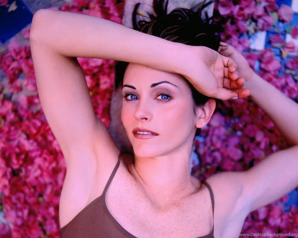 Courteney Cox Courteney Cox Wallpapers (24395577) Fanpop